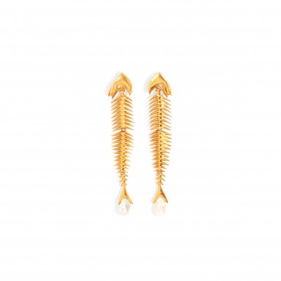SCHIAPARELLI FISH SKELETON EARRINGS 596001